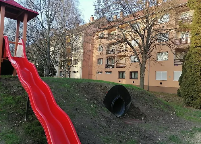 Newisland Family דירה